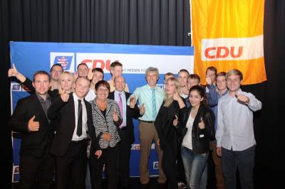 Dr. Werner Thomas mit der Jungen Union Darmstadt-Dieburg. Die JU freut sich schon auf den Wahlkampf!