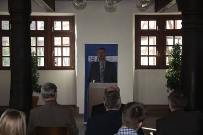 JU-Vorsitzender Kai-Jan Kutscher begrte die Gste.