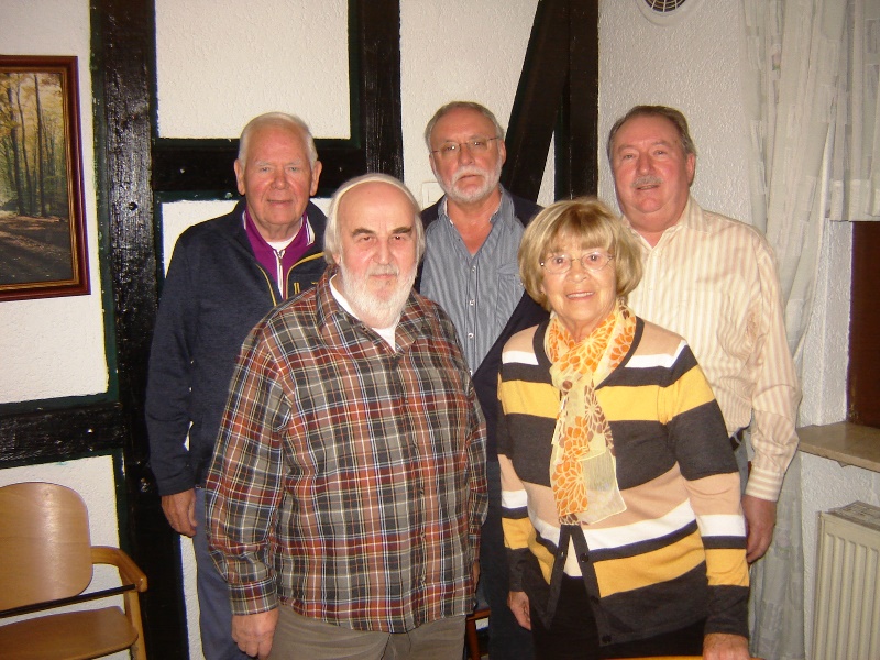 (von links nach rechts: Adolf Hake, Götz Hommola, Dieter Jäger, Hermine Kramer und Rudolf Ebeling)