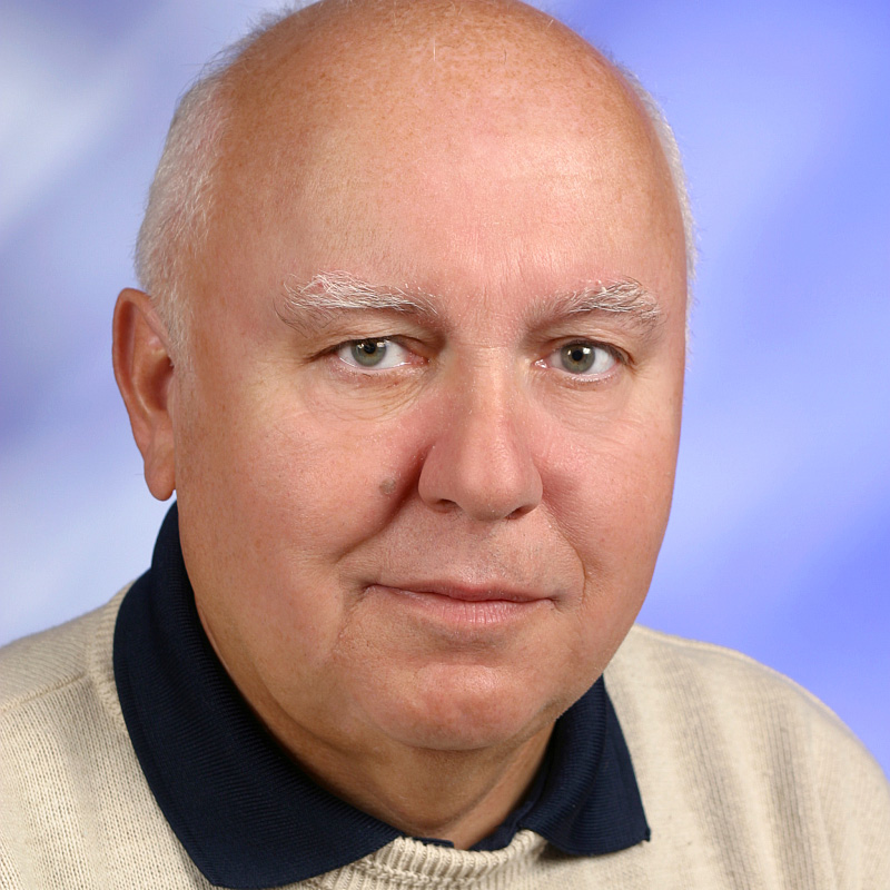  Helmut Glckner